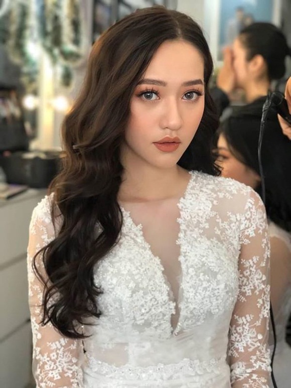 Dàn WAGs xinh đẹp từng ôm mộng làm Hoa hậu như Lương Thuỳ Linh-3