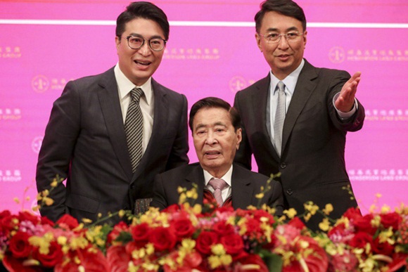 Đại thiếu gia Hong Kong: Thề cả đời không kết hôn, thuê người đẻ mướn để tranh tài sản-2