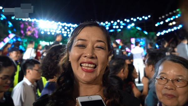 Bất ngờ với chức vụ khủng và dung mạo đời thường phúc hậu, quý phái của mẹ tân Hoa hậu thế giới Việt Nam - Lương Thùy Linh-6