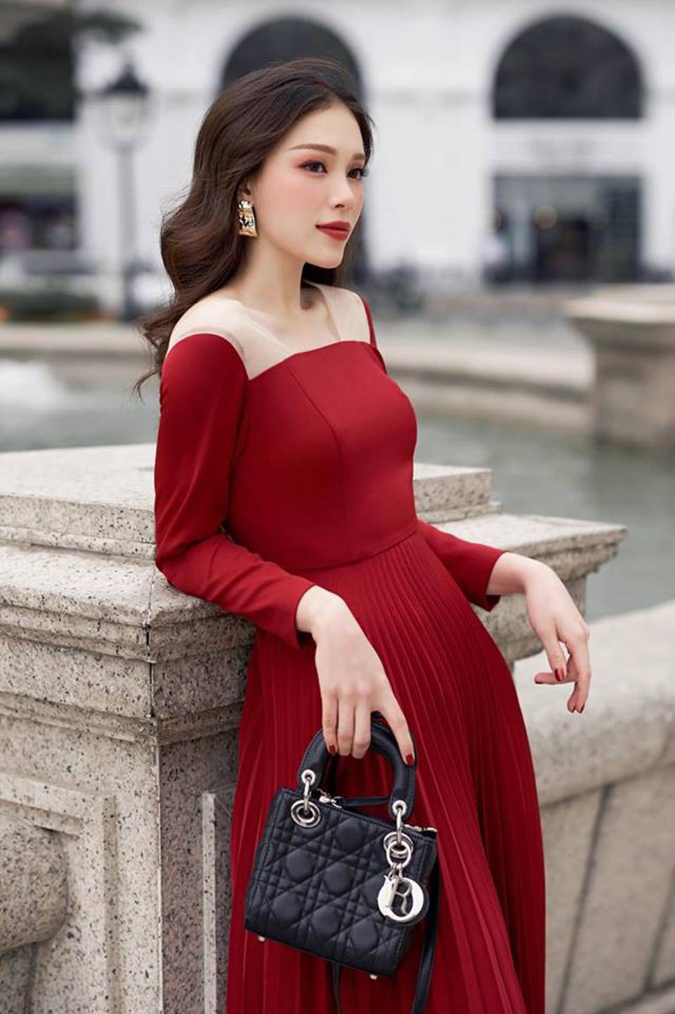 Cuộc sống sang chảnh của ngọc nữ 9X được dân mạng đồn là bạn gái mới của Phillip Nguyễn - em chồng Hà Tăng-19