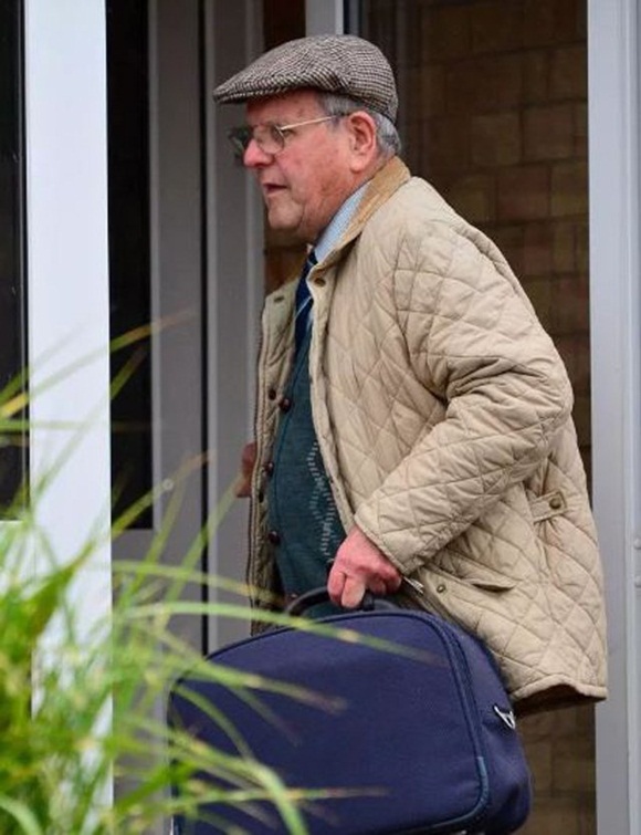 Chồng đau đớn khi vợ mất tích, 37 năm sau sự thật hé lộ nhờ thi thể dưới bể phốt-4