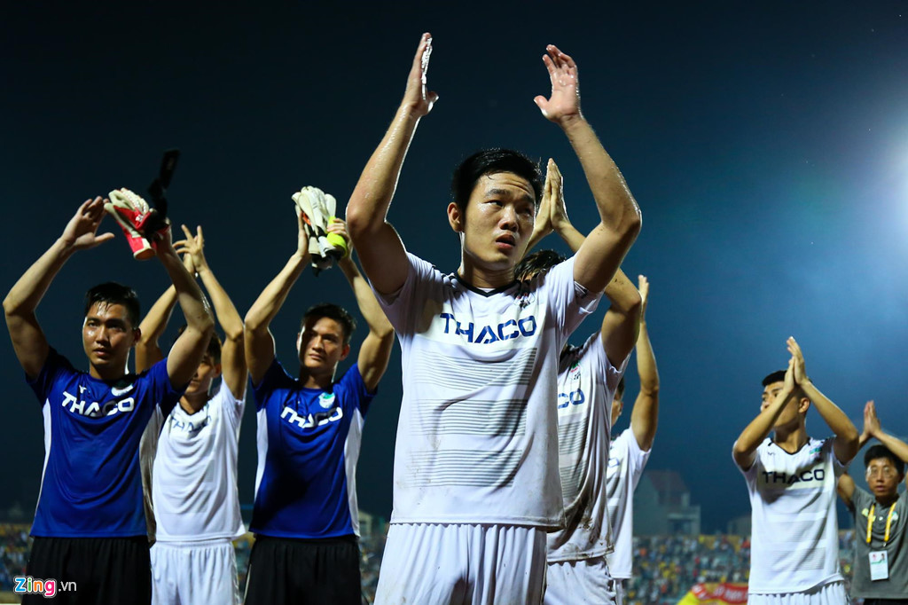 Cầu thủ HAGL to tiếng trước khi mất điểm ở phút bù giờ thứ 4-9