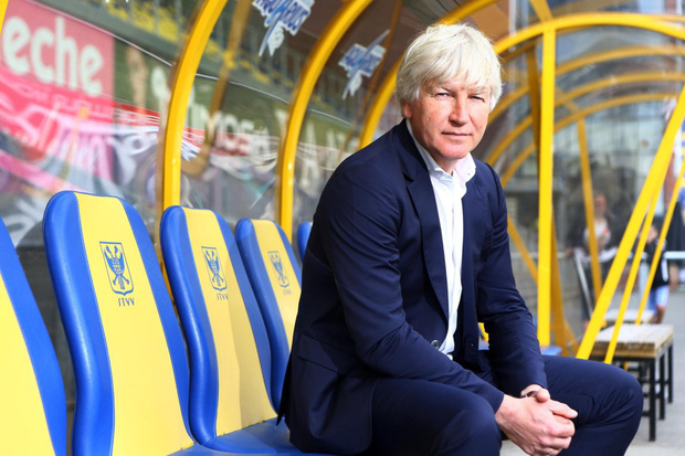 HLV tại Bỉ khen Công Phượng cuốn hút và lời khuyên đừng cố sống cho vừa lòng người khác-2