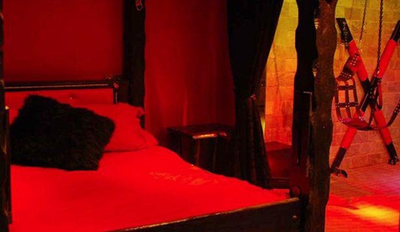 Choáng với nhà nghỉ tình dục 50 sắc thái đáp ứng mọi nhu cầu thầm kín của khách-3