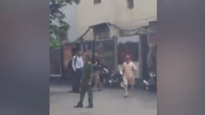 Rùng mình cảnh nam thanh niên rơi từ tầng 6 toà chung cư xuống đất tử vong-3