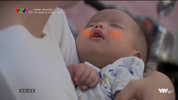 Loạt biểu cảm cute hết nấc của bé Củ Gừng trong Về Nhà Đi Con-12