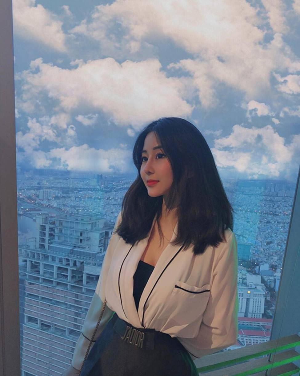 Mặc cho scandal điểm thi đại học thấp, hot girl Sài thành vẫn đăng ảnh gợi cảm thả thính-20