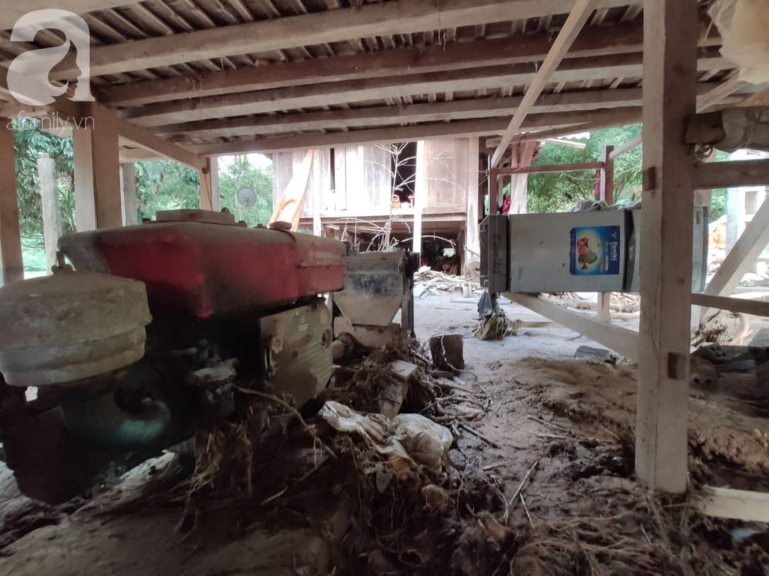 Ám ảnh tiếng khóc nghẹn của người dân vùng lũ, 12 người vẫn chưa trở về nhà: Con tôi còn nhưng bố mẹ bị nước cuốn cả rồi-14