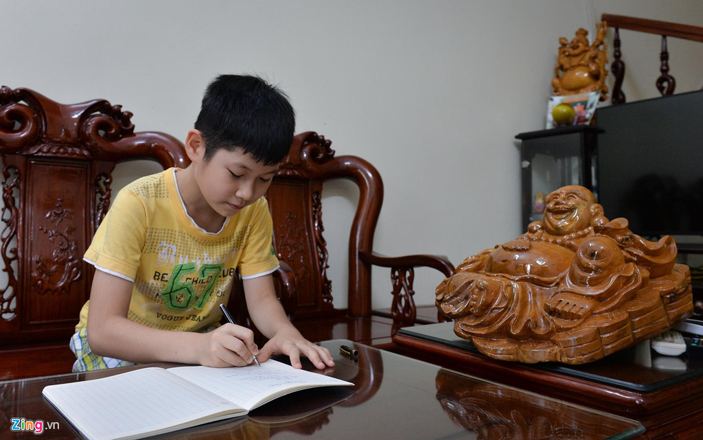 Mẹ là Giám đốc Kho bạc, gia đình Hoa hậu Lương Thuỳ Linh sống giản dị-5