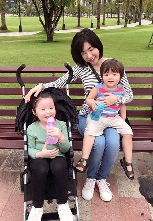 Bà mẹ gợi cảm bậc nhất showbiz Elly Trần lại trổ tài làm món kinh điển của người Hà Nội-1