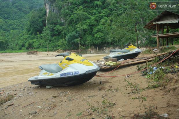 Người dân kể lại giây phút kinh hoàng khi dòng lũ nhấn chìm bản làng trong phút chốc: Nó không phải nước đâu, nó như con ác quỷ-9