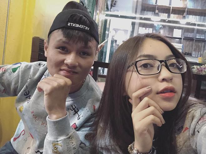 Nhật Lê và Quang Hải đồng loạt bỏ tên phụ liên quan đến người kia trên Facebook: Khẳng định không còn liên quan đến nhau?-2