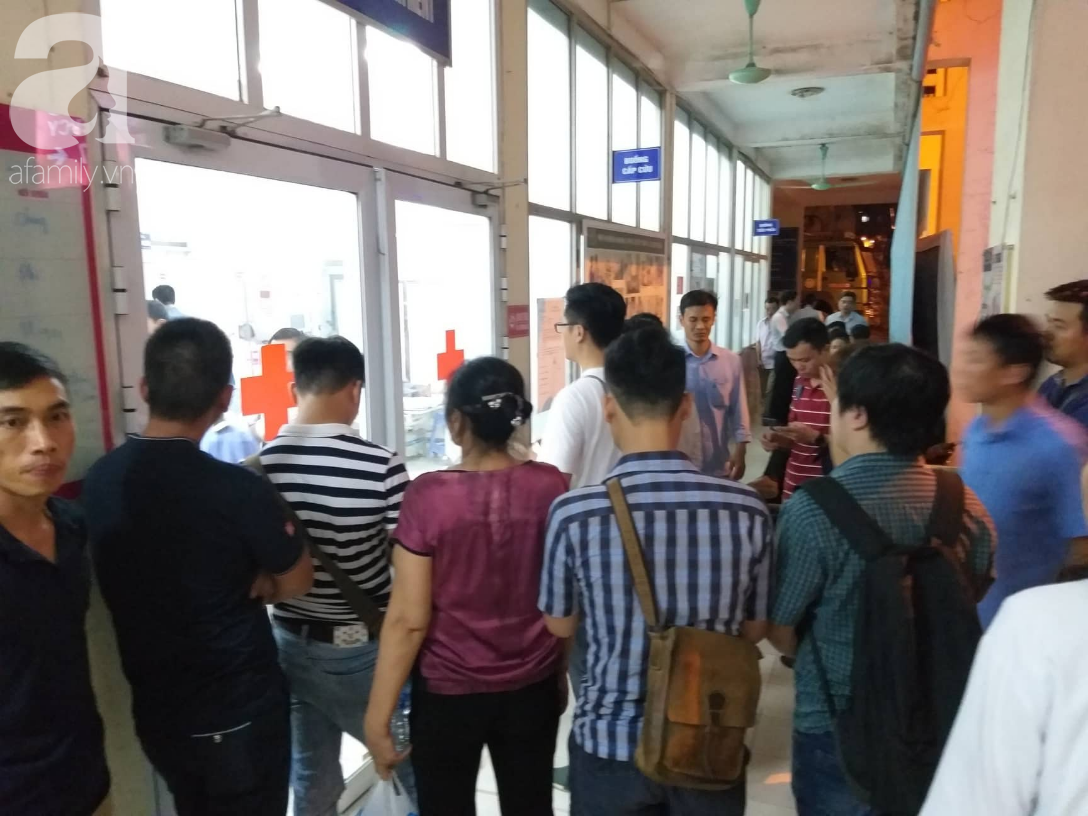 Vụ bé trai 6 tuổi tử vong do trường quốc tế bỏ quên trên ô tô: Mẹ bé trai liên tục ngất xỉu, gào khóc gọi tìm con-3