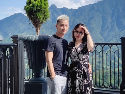 Thấy vợ bức xúc chuyện chồng mới của nữ ca sĩ nọ cấu tay con riêng trên livestream, ông xã Hằng Túi bất ngờ lên tiếng khiến ai cũng sốc
