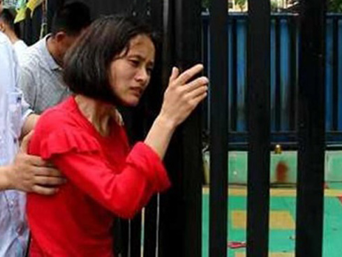 Bỏ quên con gái 11 tháng tuổi chết tức tưởi trong xe hơi, lời giải thích của người mẹ khiến ai cũng giận sôi người-2