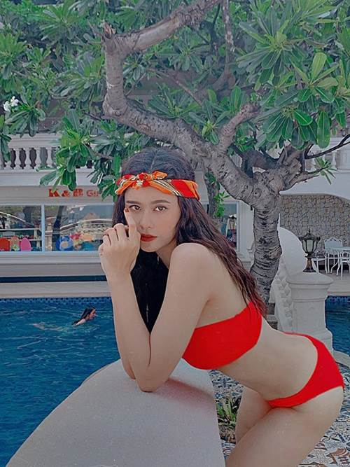 Mẹ một con nào như Trương Quỳnh Anh, cứ diện bikini là dân tình được phen phát sốt thế này-1