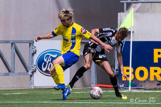 Công Phượng kiến tạo thành bàn trong trận giao hữu của Sint-Truidense-6