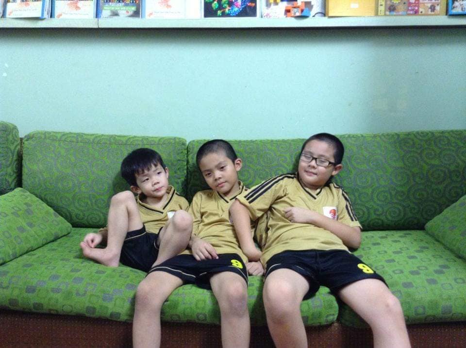 Bị bỏ quên trên xe, bé 10 tuổi Hà Nội sống sót và 9 giờ tìm đường về nhà-3