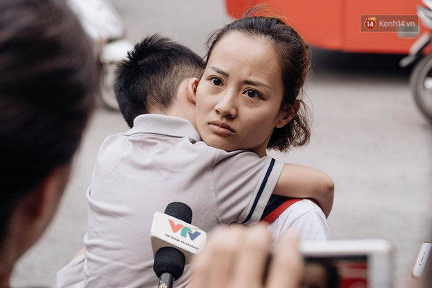 Phụ huynh và GVCN trường Gateway không có số điện thoại của nhau, mọi phản hồi đều thực hiện thông qua MXH của trường-2