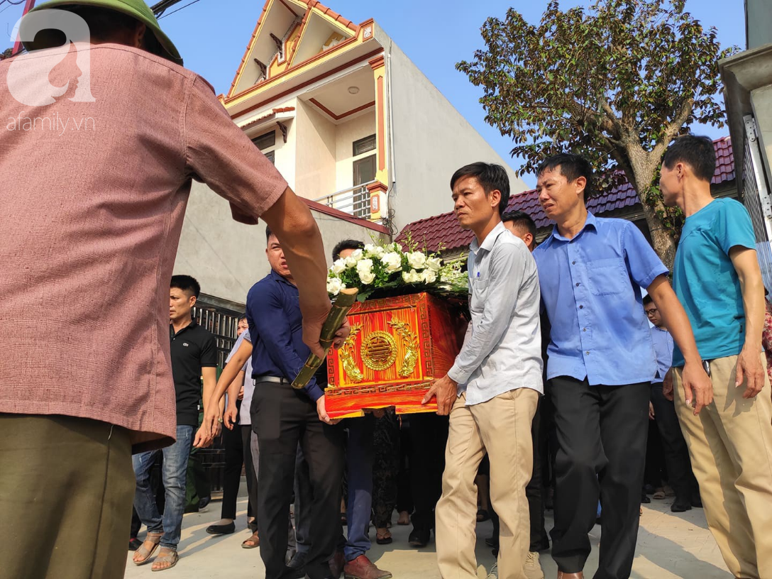 Đám tang đẫm nước mắt của bé trai 6 tuổi trường Gateway: Hãy an nghỉ con nhé, người lớn nợ con một lời xin lỗi...-10