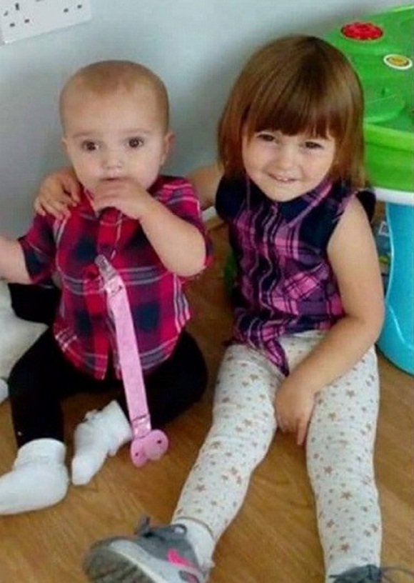 Bi kịch của người mẹ nghiện tình dục, gọi điện gạ trai ngay trong đám tang của con-1