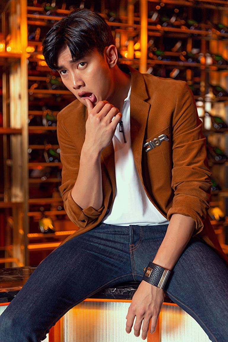 Quốc Trường khoe vẻ đẹp chuẩn nam thần trong bộ ảnh mới-7