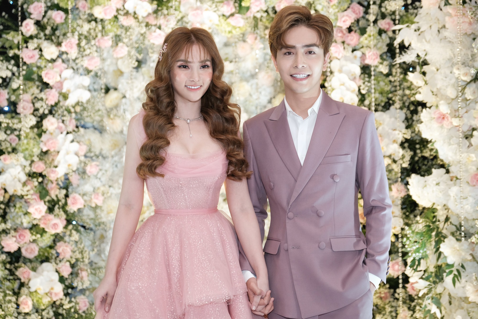 Trước khi lên tiếng đòi đấm không trượt phát nào vụ Kin Nguyễn, Khắc Việt từng bán bài hát cho Thu Thủy thế này-3