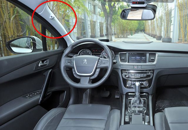 Làm thế nào để không bỏ quên” trẻ con trên xe?-5