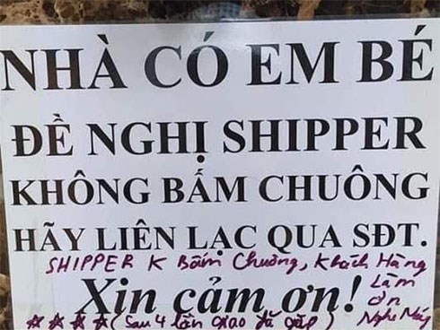 Không muốn shipper bấm chuông cửa nhà vì sợ làm phiền con, nào ngờ gặp phải giao hàng có tâm để lại lời nhắn “bao hài”