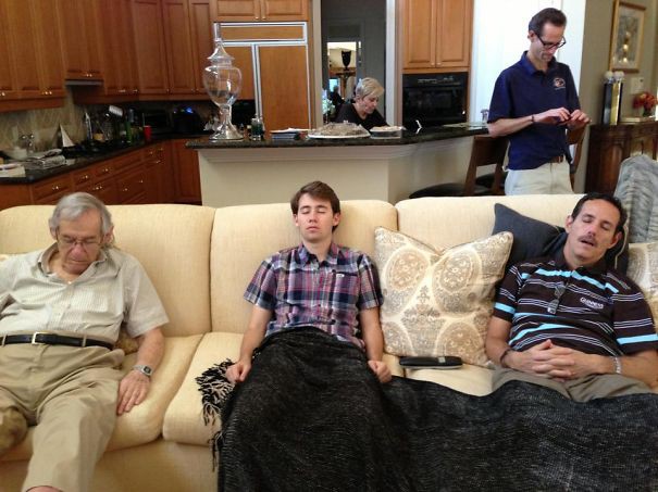 Những bức ảnh cha và con trai chứng minh mẹ có đẻ thế đẻ nữa vẫn không thoát kiếp đẻ thuê-12