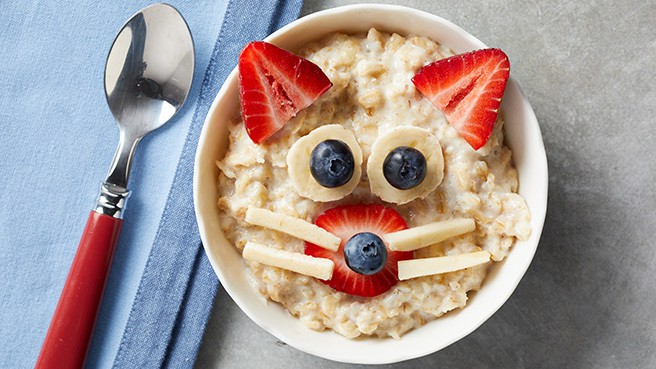 Việc đơn giản cha mẹ cần làm để trẻ không ngủ quên trên xe buýt tới trường hay gà gật trong lớp học-4