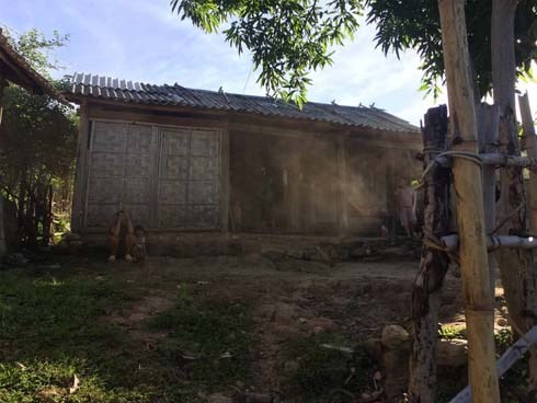Điều tra vụ bé gái tử vong bất thường khi ở nhà với bố dượng