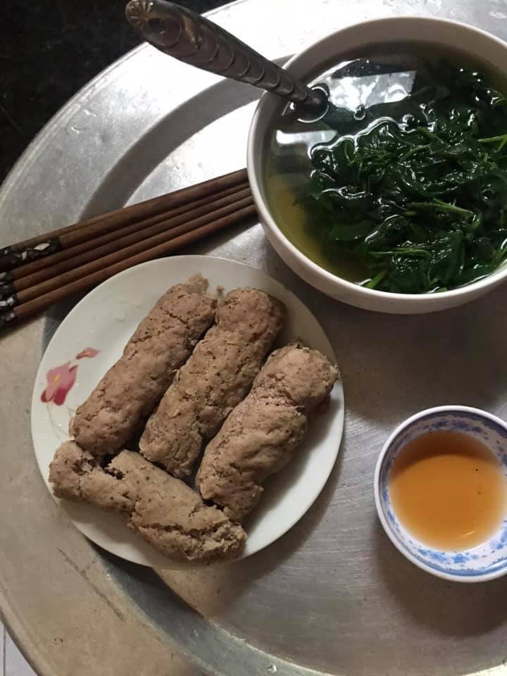 Tốn công làm giò lụa nhưng chồng không ăn, vợ trẻ lên mạng ngơ ngác hỏi liền nhận về cả tá lý do-2