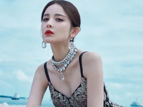 Ai sinh vào ngày âm lịch này, cuộc sống tuổi trẻ giản đơn, bước sang trung vận đều trở thành phú ông phú bà, cả đời viên mãn sung túc-4