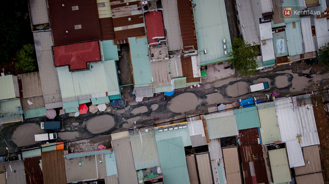Nhìn từ trên cao con đường lầy lội nhất Sài Gòn: Gần 100 ao nước lớn nối tiếp nhau hơn 2km-4