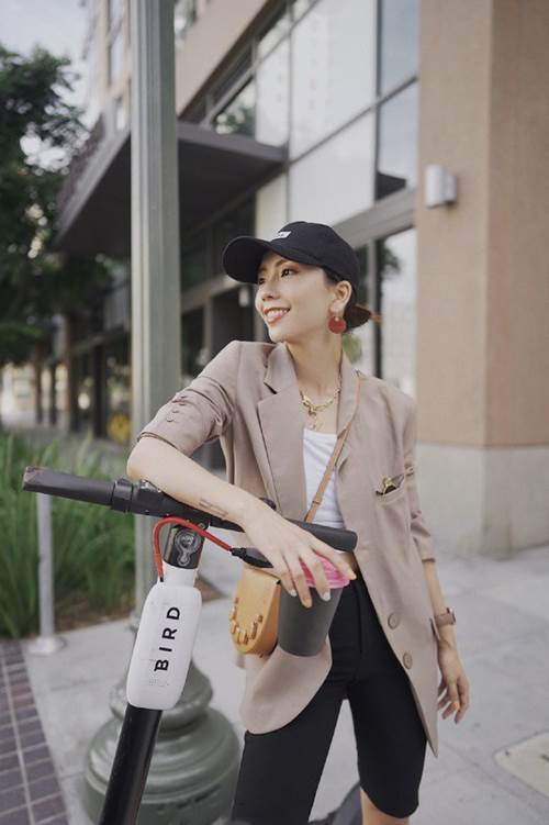 Toàn món cơ bản, 4 set đồ này vẫn giúp bạn xinh xắn từ công ty đến tiệc cuối tuần-13