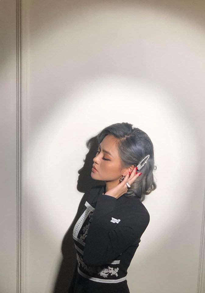 Có tình yêu mới, Huệ Về nhà đi con lột xác khác phim một trời một vực-5