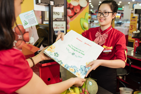 2.200 siêu thị VinMart, VinMart+ đồng loạt hành động ‘3 xanh’ bảo vệ môi trường-1
