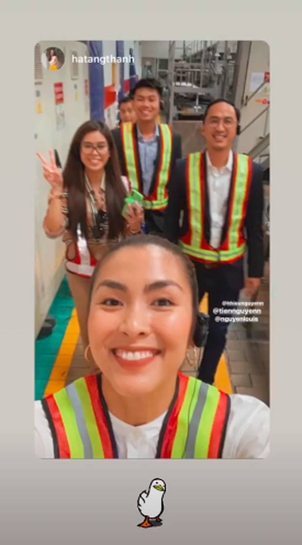 Lâu lắm mới thấy đệ nhất hội anh em nhà giàu Tiên Nguyễn và Phillip Nguyễn tụ họp, riêng cậu út chỉ cần nháy mắt cười duyên một cái là hội mê trai ngất xỉu-1