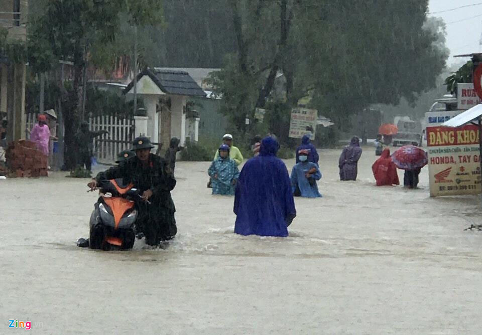 Phú Quốc ngập lịch sử, nghìn người vật lộn trong trận đại hồng thủy-3