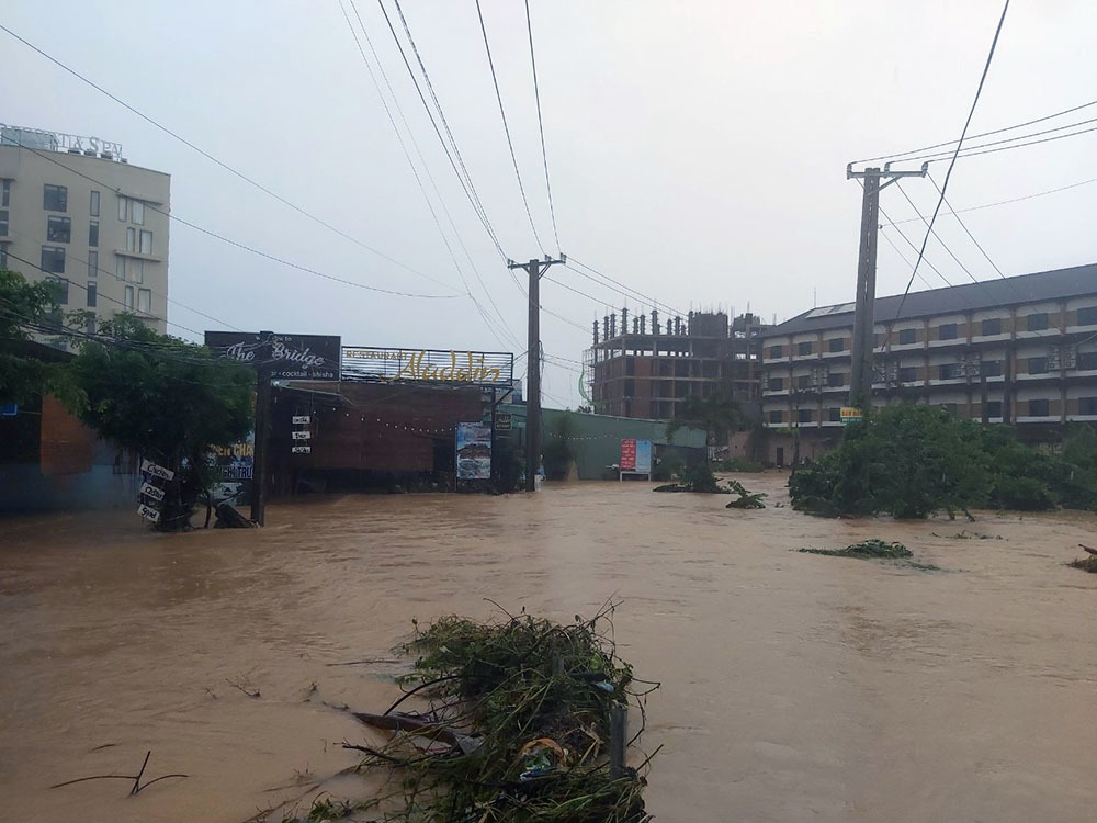 Phú Quốc ngập lịch sử, nghìn người vật lộn trong trận đại hồng thủy-10