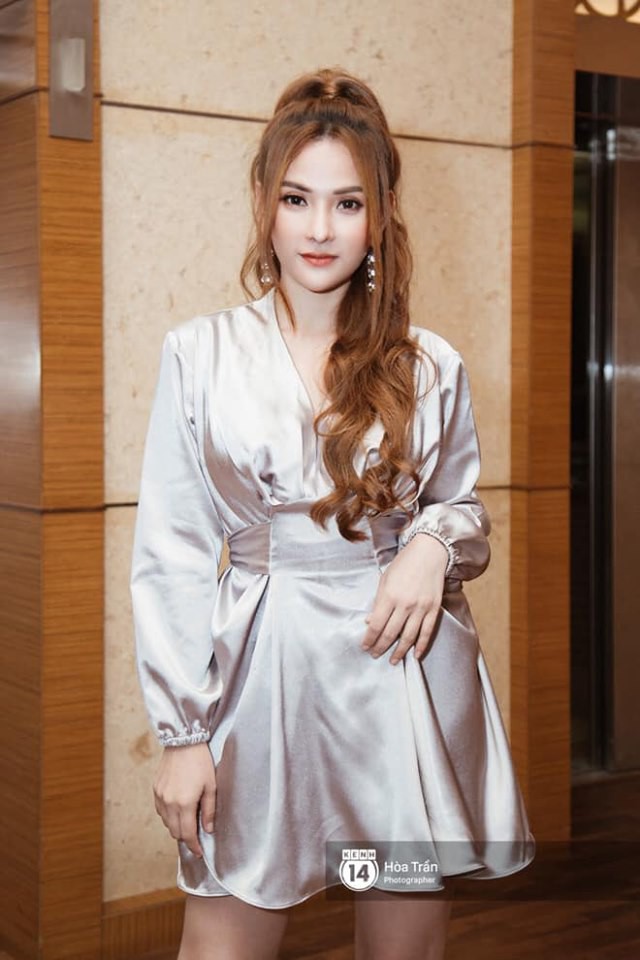 Hội chị em Mây Trắng: Người ly hôn, người mới cưới, người còn độc thân nhưng cứ gặp nhau là lên đồ chất khỏi bàn-8