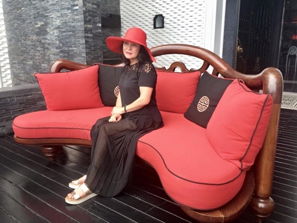 Sau 9 năm chống chọi với bệnh ung thư, cuộc sống của Mỹ nhân màn ảnh thập niên 80 Hoàng Cúc giờ ra sao?-11