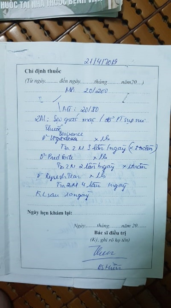 Bệnh nhân có nguy cơ bị mù vĩnh viễn sau phẫu thuật sụp mí tại BV Mắt Trung ương-2