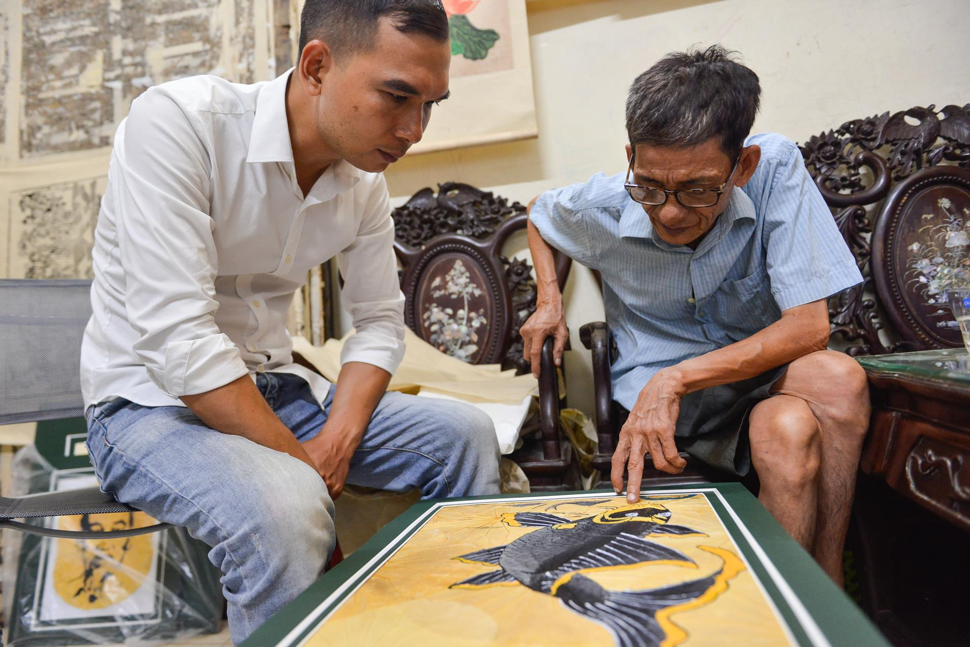 Từ bỏ thu nhập hàng nghìn USD mỗi tháng để giữ hồn sen bất tử-12