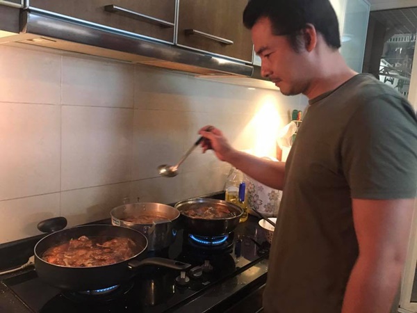 Bị cho là kẻ bội bạc” sau cuộc hôn nhân ngắn ngủi với Lê Phương vậy cuộc sống của Quách Ngọc Ngoan giờ thế nào khi về bên Phương Chanel?-10