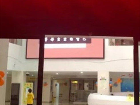 Bỏ quên con trên xe suốt cả ngày trời, đến lúc đi rửa xe, người cha ngã quỵ thấy con gái đã qua đời-4