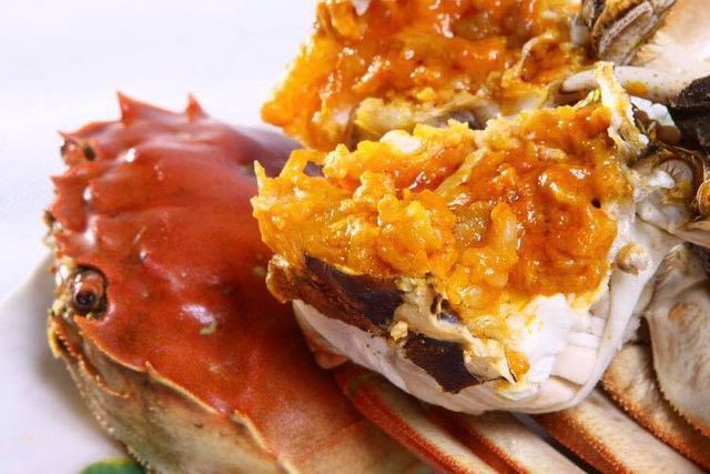 Con cua bé tí có vài lạng chỉ như cua đồng Việt Nam mà giá cả triệu-8