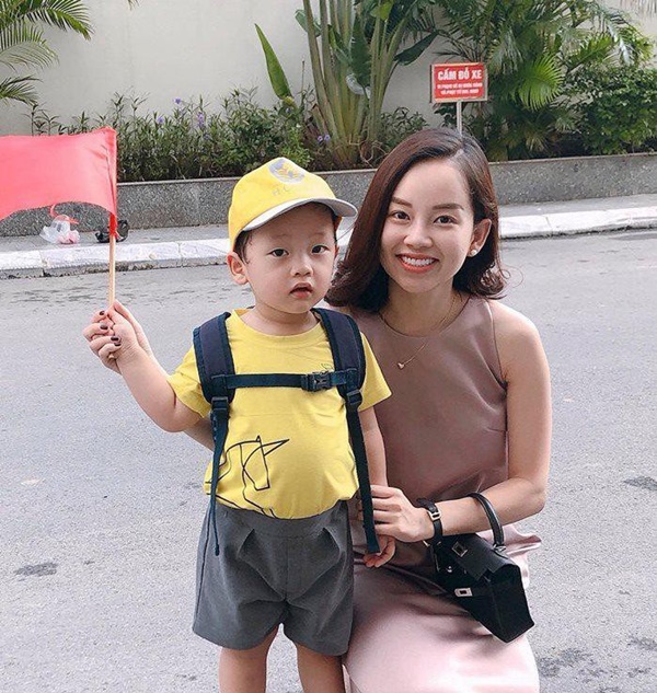 Đang háo hức khoe nghiện phẫu thuật thẩm mỹ, Kỳ Hân bị chê bai chưa bằng một phần người yêu cũ của chồng ngay tức khắc-5