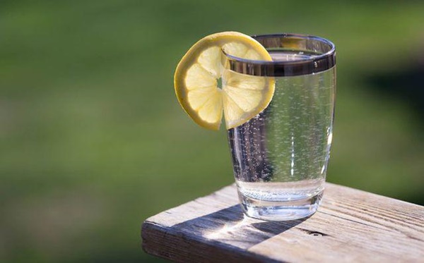 7 thói quen hàng ngày gây hại cho sức khỏe hơn cả hút thuốc lá, rất nhiều người mắc-6